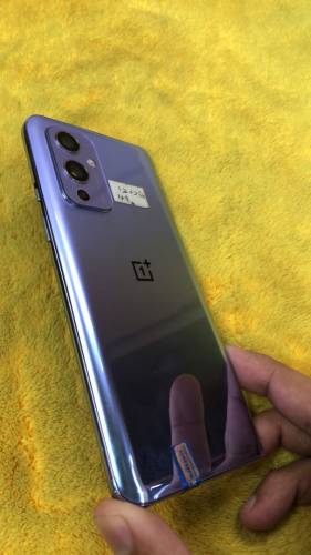 one plus 9 12gb ram 256gb rom dual sim 10/10 condition 