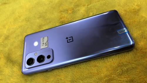 one plus 9 12gb ram 256gb rom dual sim 10/10 condition 