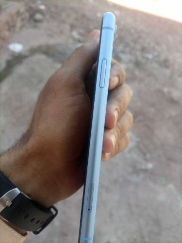 I phone XR 
