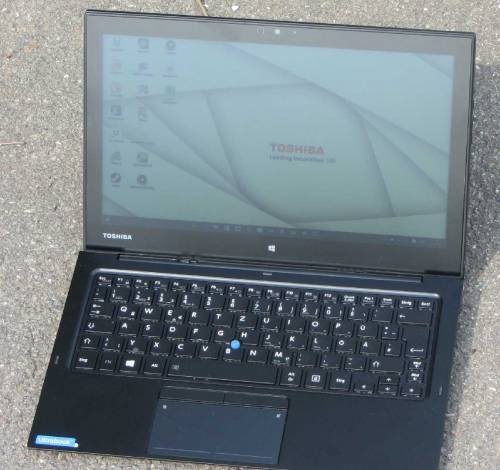 Toshiba z20t-c 