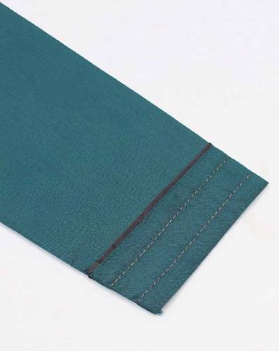 Girls Embroidered Cotton Kurta 