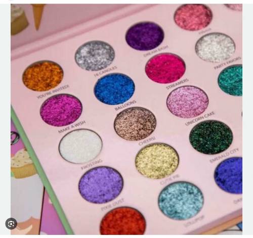 uniqurn eyeshadow 