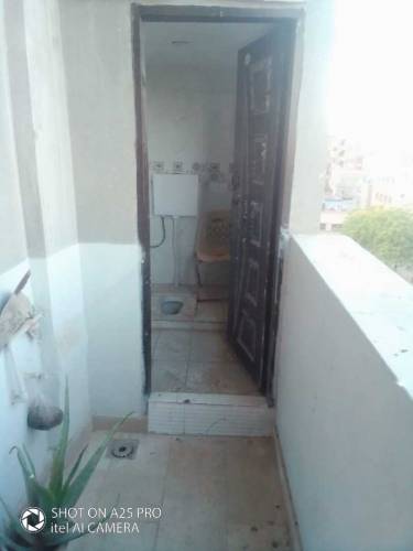 80 square feet 5th floor for sale