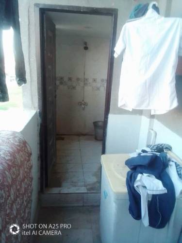 80 square feet 5th floor for sale