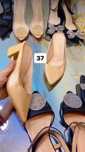 Heels  Available  .... Buy 1 Pair In 1750 .. 2 Pair in 2750 .. 3 pair 