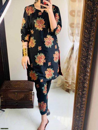 •  Fabric: Lawn•  Pattern: Embroidered•  
