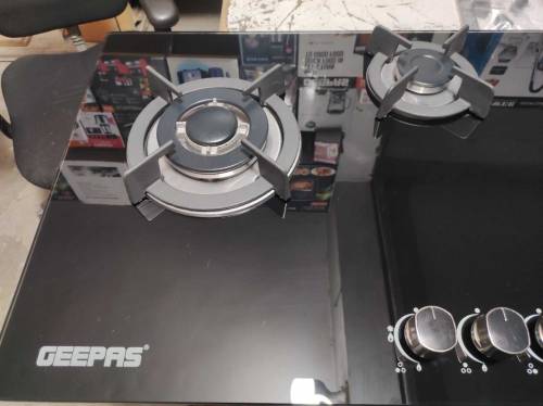 GEEPAS Gas Stove Gk-6890 Three Burners