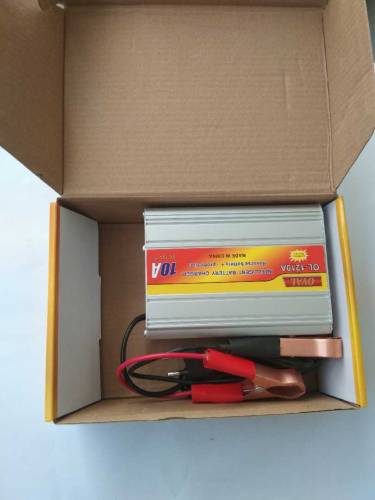 battery charger 10 ampere metal body oval company Bajaj 65 ampere batt