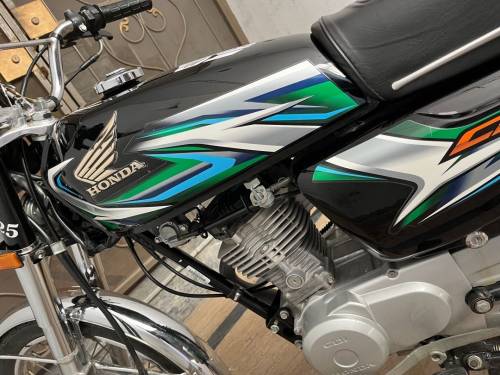 Honda CG 125 10/10 condition total genuine 