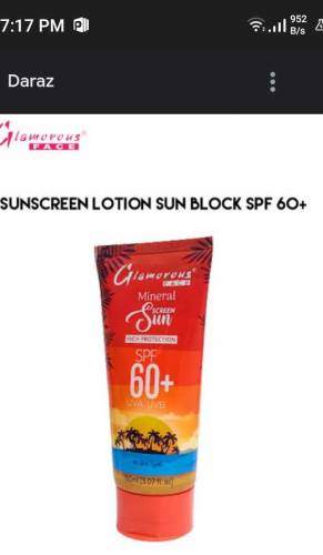 Glamorous Face Sunscreen Lotion is a lightweight, non-greasy formula t