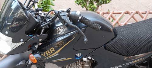 Yamaha YBR 125 