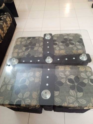 5 seater Sofa set with Center table and 4 portable stools 