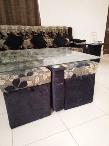 5 seater Sofa set with Center table and 4 portable stools 