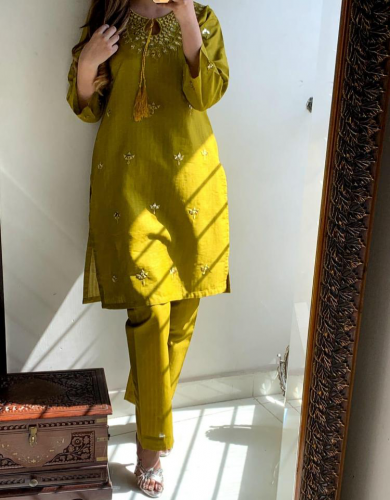 2Pcs women's Stitched Lawn Embroidered Shirt and trousers