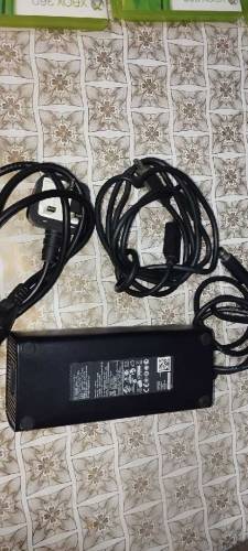 xbox 360 ultra slim new condition with free cds