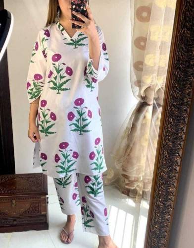 2 Pcs Women's Stitched Linen Printed Shirt And Trouser