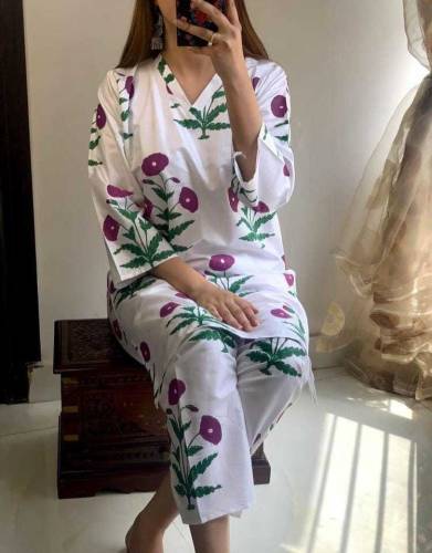 2 Pcs Women's Stitched Linen Printed Shirt And Trouser