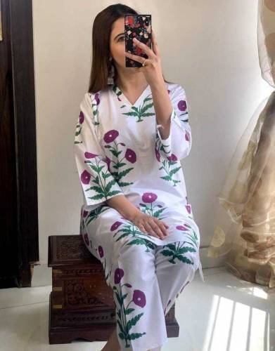 2 Pcs Women's Stitched Linen Printed Shirt And Trouser