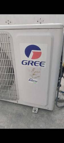 Gree AC G10 model Dc inverter Heat and cool Lush condition 
