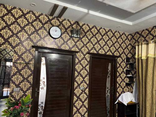 5 marla good condition house