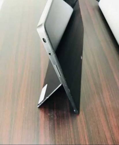 Mircosoft surface rt 2/32 10/10condition