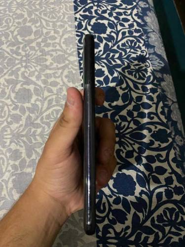 Selling my galaxy a31 in black colour very neat and clean condition