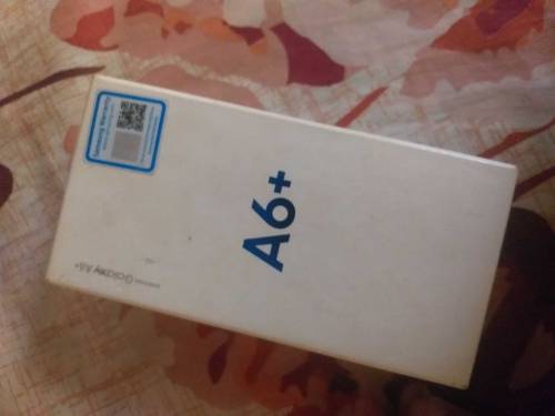 4-64gb good condition phone without any fault with box A to Z original