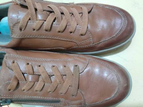 Weinbreigner Sneakers 