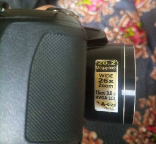NIKON COOLPIX (SLR) WITH 26x ZOOM