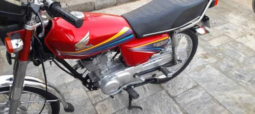 Honda 125 CG 2012 model for sale call on 0344..1045..215