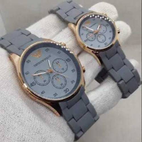 couple analogue watch 