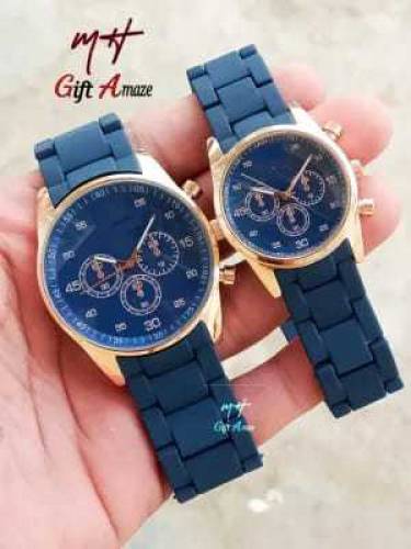 couple analogue watch 