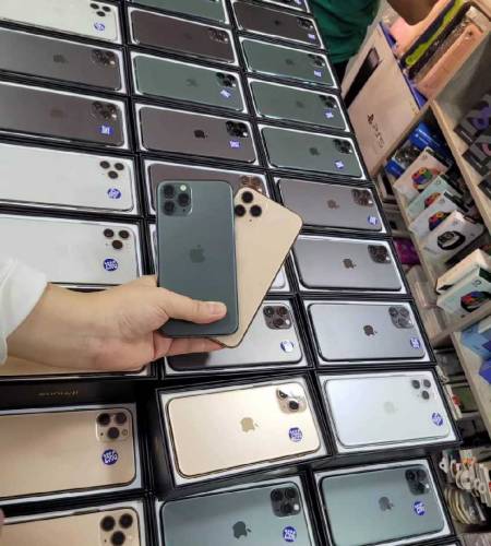 I PHONE 11 PRO MAX