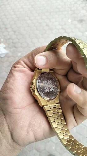 lot watches band new available cash on delivery all over Pakistan 