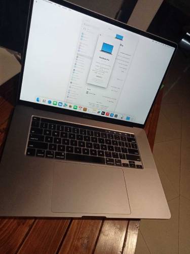 macbook pro late 2019