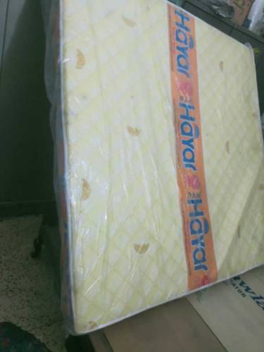 Queen Size bed mattress
