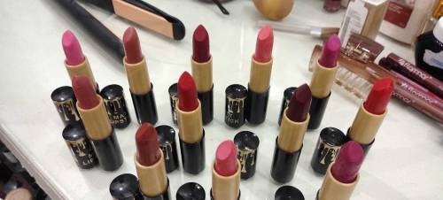 Long lasting lipstick 💄💄💄💄💄💋💄