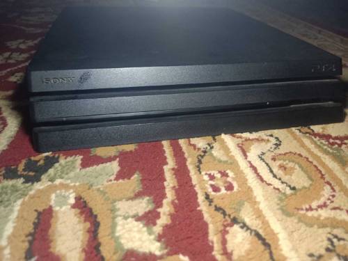 PS4 pro 1TB perfect condition