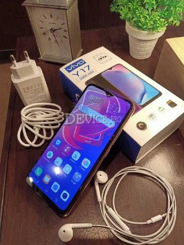 Vivo y17 8/256 with box and charger 