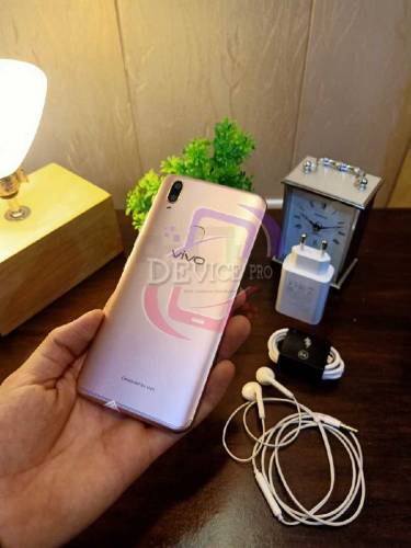 vivo y85 with charger 