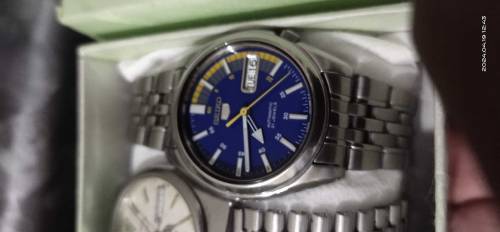 Seiko 5 original watch racer dial 