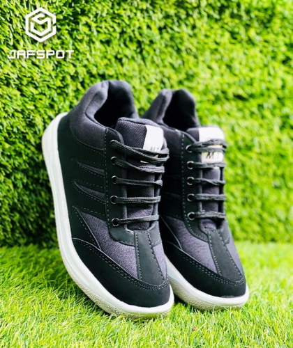 Men,s Outdoor Running Desert Sneaker _ JF013 , Black