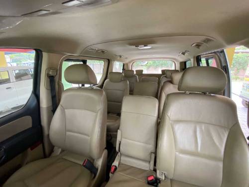 Rent a car,11 seater Hyundai Grand Starex with driver per day rent 10k