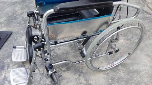 Wheelchair With Cushion & Commode With Adjustable Back & Leg Restty
