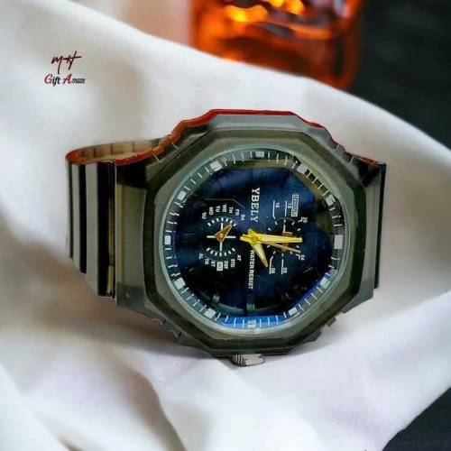 Analogue rubber strap watch 