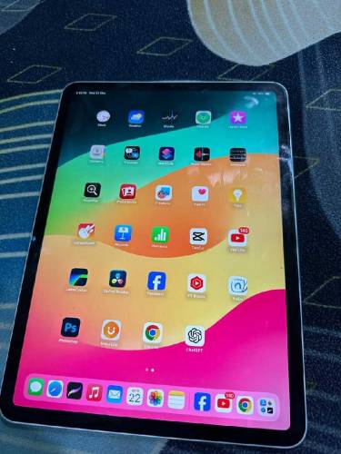ipad pro 11 inch M1 256 gb 3rd gen