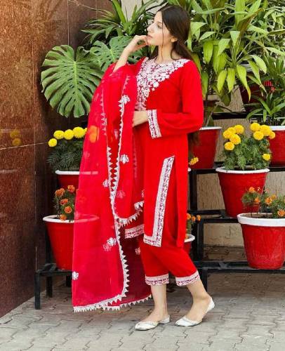 Organza  *3pc* Sizes : Medium & LargeType : Heavy Embroidery 3pc Stuff