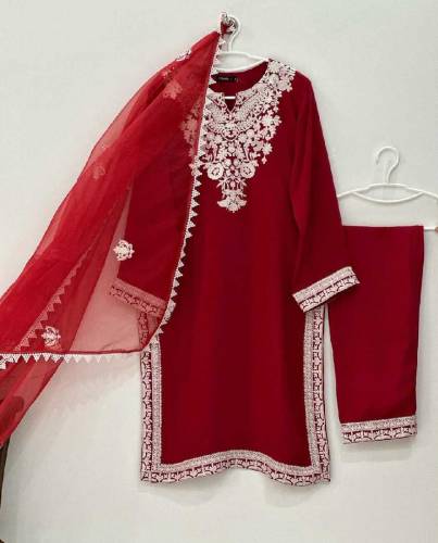 Organza  *3pc* Sizes : Medium & LargeType : Heavy Embroidery 3pc Stuff