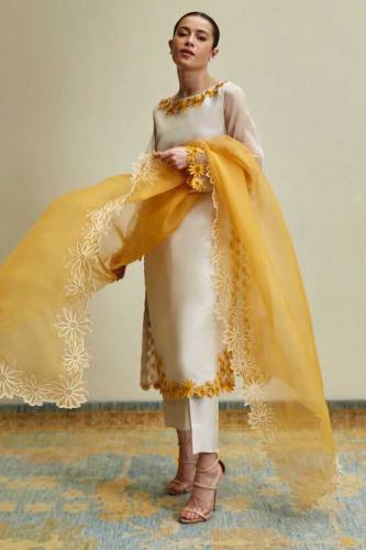 Eid fancy 3pc womens Embroidered Unstitched dress☀️