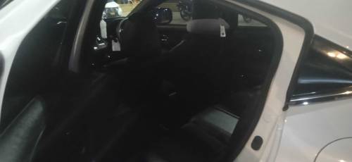 [5/9, 12:15 PM] Zohaib: Honda Vezel ZModel 2017Registered 2019 whte Co